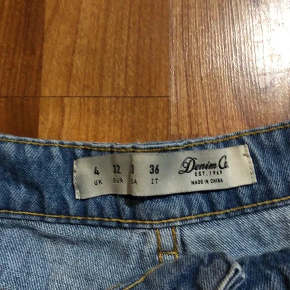 Denim & Co Studded & Pearl Distressed Jean Shorts - Picture 3 of 3